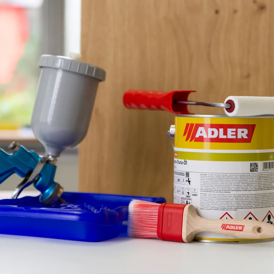 Майстерне нанесення: Як застосовувати олію Legno-Dura-Öl на дерев'яні поверхні.